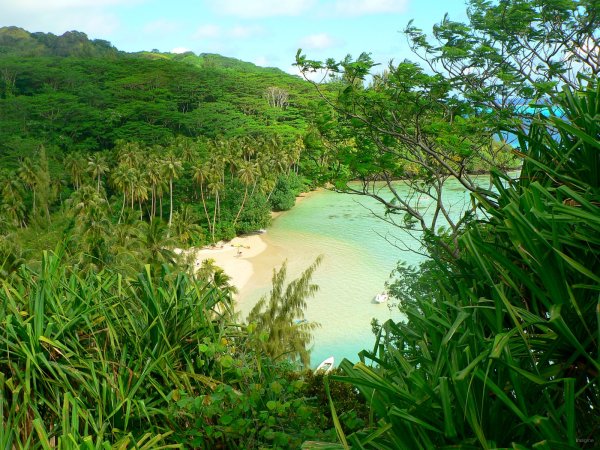 10- La petite plage de Teapaa 